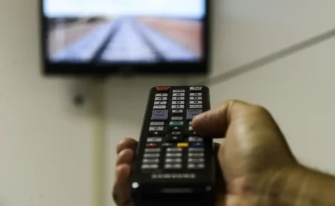 TV 3.0 traz interatividade e integração com internet à televisão aberta.(Valter Campanato/Agência Brasil)