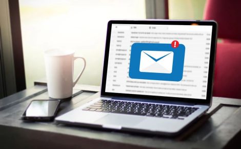 Uso de provedores antigos de e-mail como Yahoo, Hotmail, BOL, UOL e AOL gerou debates, dividindo opiniões entre usuários.