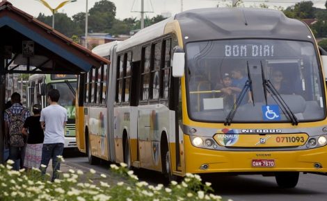 Com tarifa reajustada para R$ 6, transporte coletivo em Manaus gera debate sobre impacto no salário dos trabalhadores. (Foto: Reprodução)